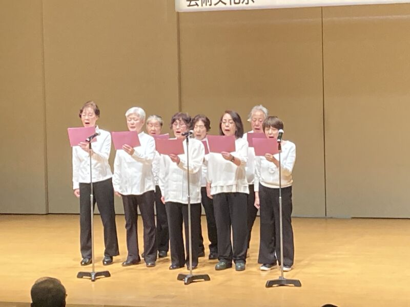 Image for the Tweet beginning: 昨日、令和７年度松本市芸術文化祭吟詠剣詩舞道大会が開催され5会派が出演。私も筑摩吟詠会のメンバーとして合吟で参加。
初めて剣詩舞を見て感動しました。
出演団体や参加人数が減少しているとのお話しがありましたが、これからも続けていきたいと思います。 