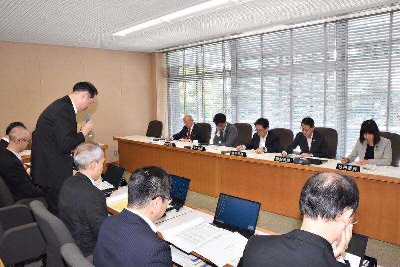 Image for the Tweet beginning: 決算特別委員会の3回目の本庁調査を昨日と今日実施し、今回で全ての調査を終了しました。
各課からの報告の中には、首を傾げるような内容もあり、次期議会での委員長報告の際に指摘することになると思います。 